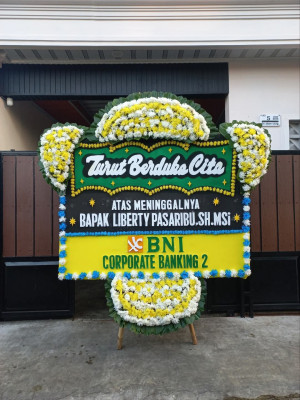 Papan Bunga Duka di Klandasan Ilir
