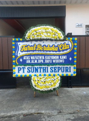 Papan Bunga Duka di Klandasan Ilir