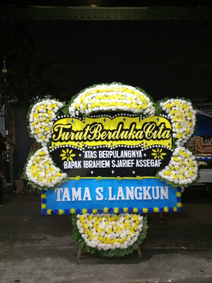 Papan Bunga Duka di Klandasan Ilir